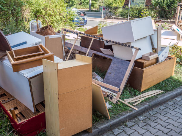 Best Garage Cleanout Services  in Fontana, CA